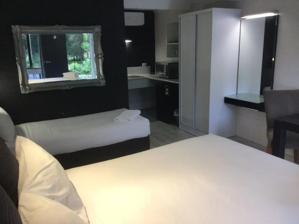 Buderim Fiesta Motel Tanawha Australia