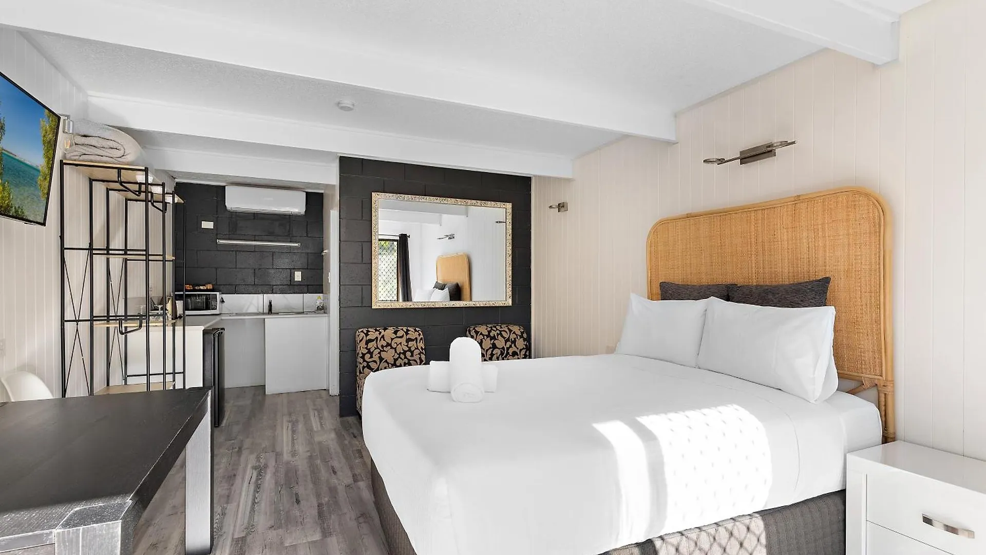 Buderim Fiesta Motel Tanawha Australia